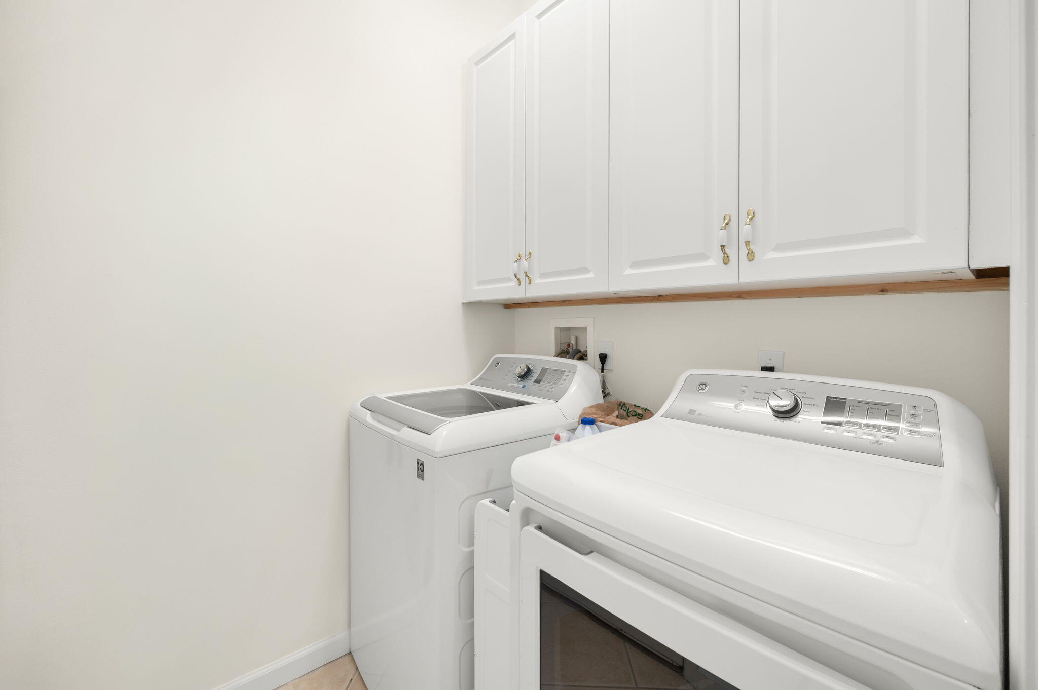 396 Springview Loop Port St. Lucie, FL 34986 - Photo 23 of 55 LAUNDRY ROOM