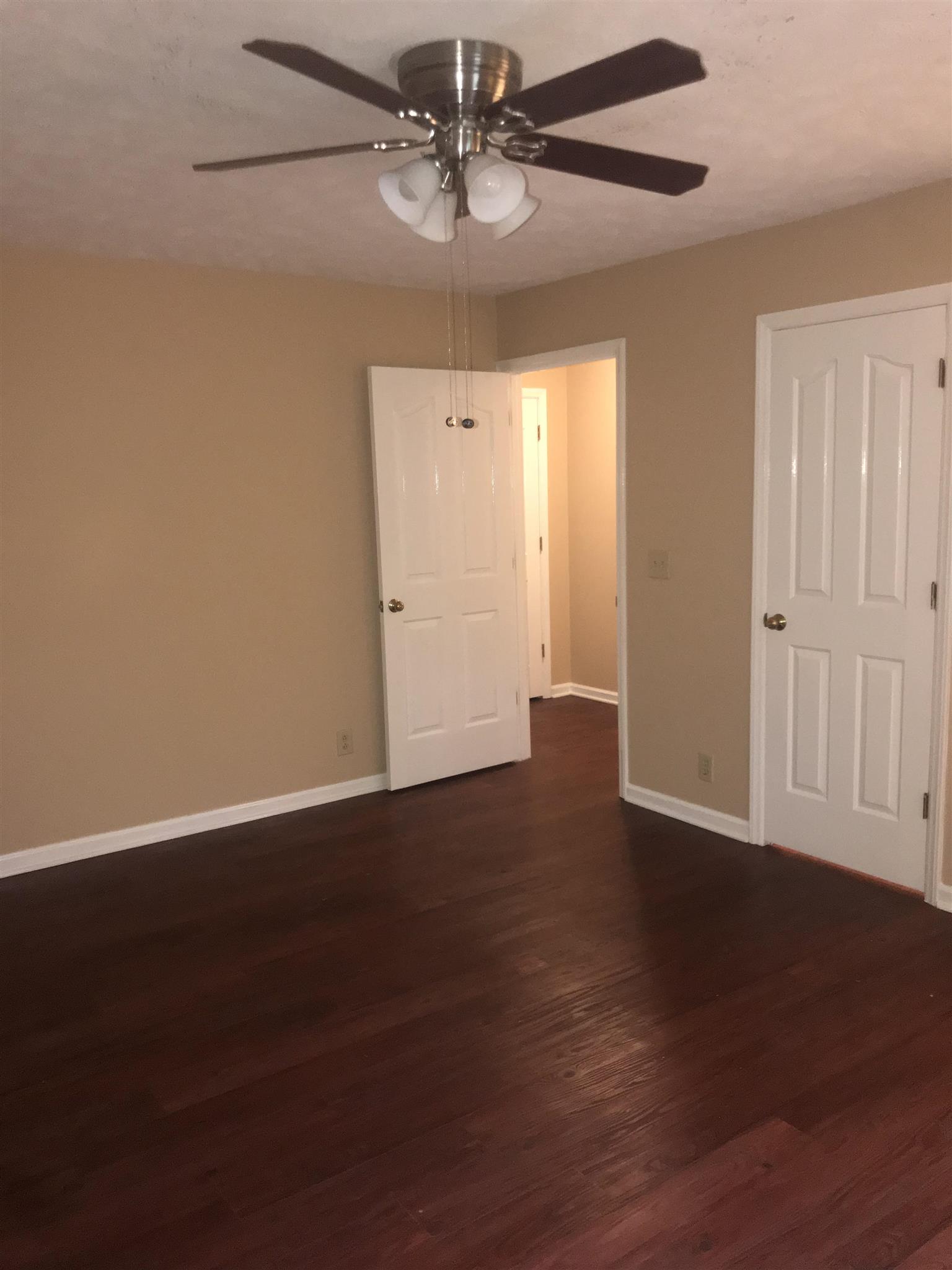3404 Laurel Mountain Road Murfreesboro, TN 37129 - Photo 12 of 18 Gallery Image 12