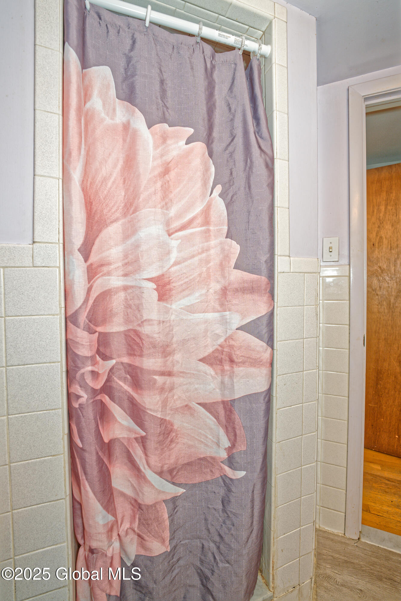 1101 Manas Drive Schenectady, NY 12303 - Photo 25 of 42 7 Master 4