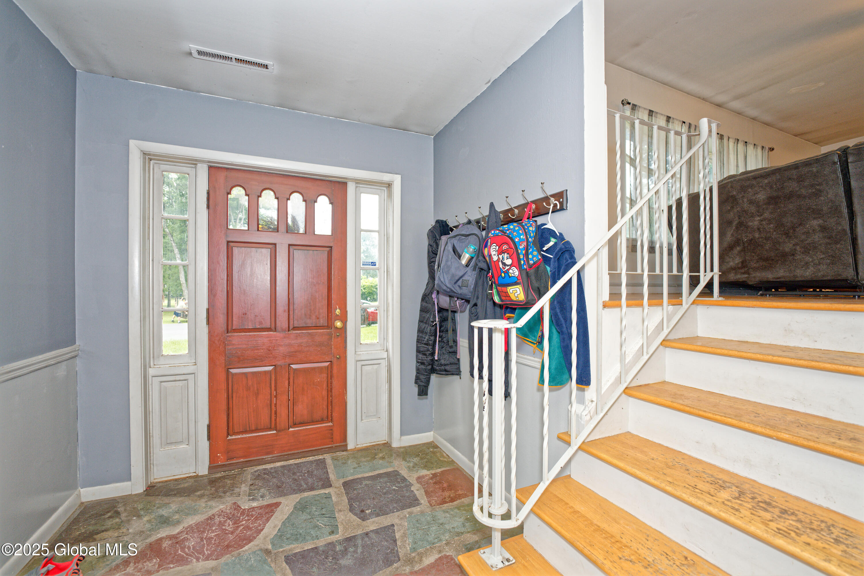 1101 Manas Drive Schenectady, NY 12303 - Photo 3 of 42 1 Entryway 1