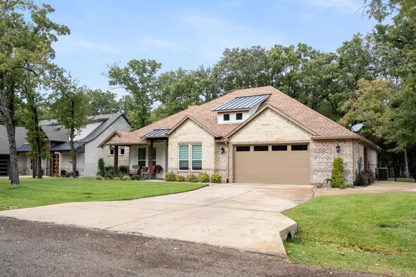 $3,500 | 245 Colonial Drive, Mabank, TX 75156