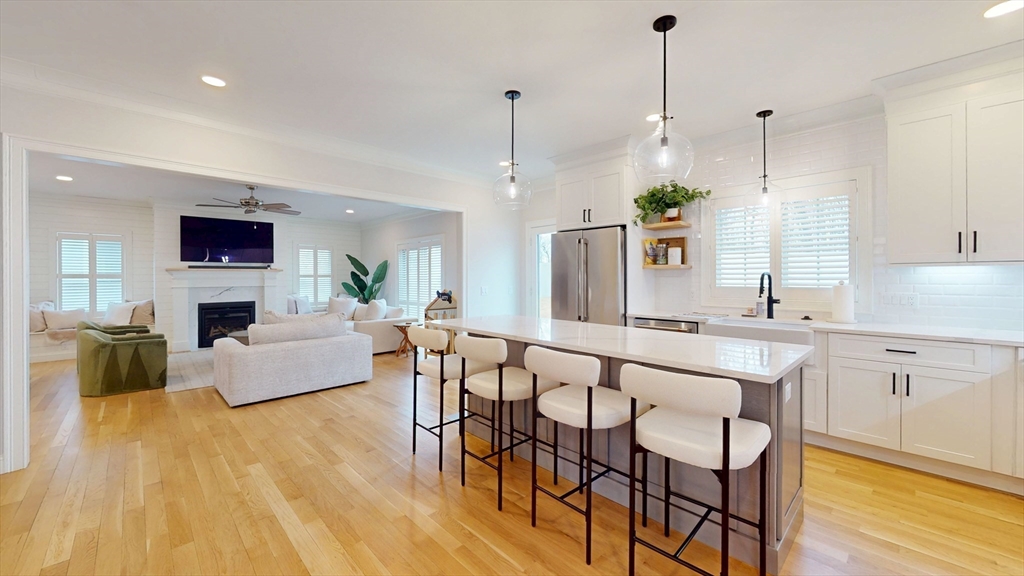 7 Starling Street Boston, MA 02132 - Photo 5 of 23