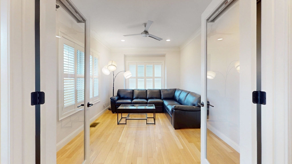 7 Starling Street Boston, MA 02132 - Photo 8 of 23