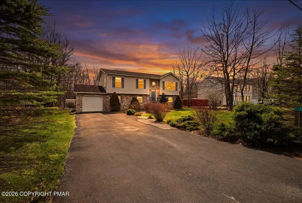 $410,000 | 1216 Glade Drive South, Long Pond, PA 18334