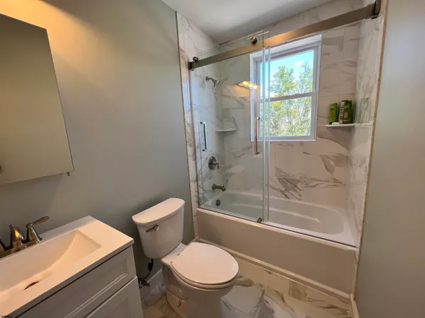 $6,000 | 17 North New Haven Avenue, Unit JUNE, Ventnor City, NJ 08406