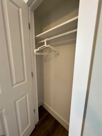 $6,000 | 17 North New Haven Avenue, Unit JUNE, Ventnor City, NJ 08406