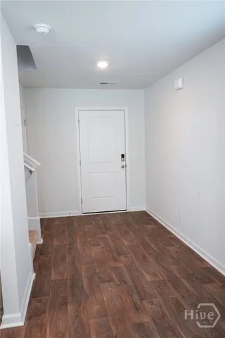 $2,300 | 391 Coconut Drive, Bloomingdale, GA 31302