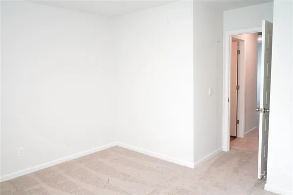 $2,280 | 391 Coconut Drive, Bloomingdale, GA 31302
