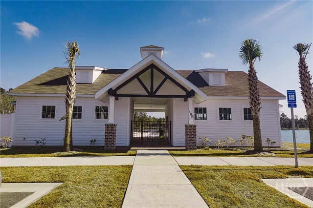 $2,300 | 391 Coconut Drive, Bloomingdale, GA 31302