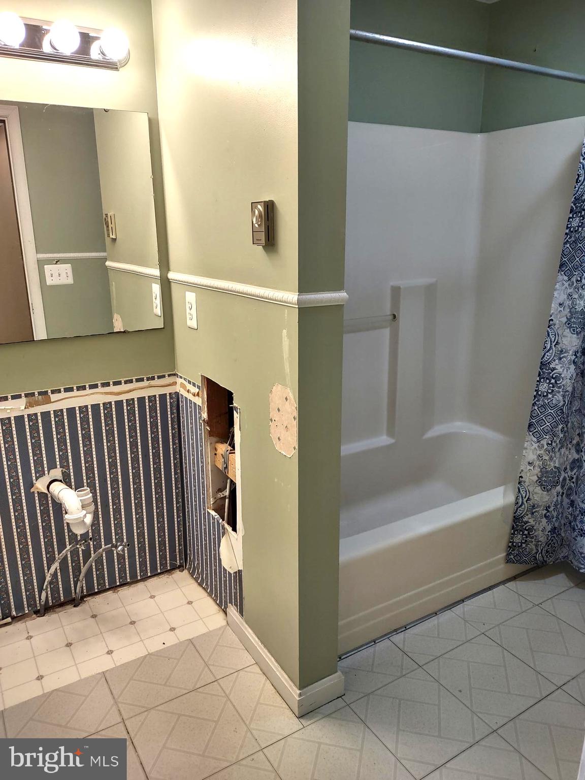 66 Ayers Drive Rising Sun, MD 21911 - Photo 36 of 48 Hall Bathroom