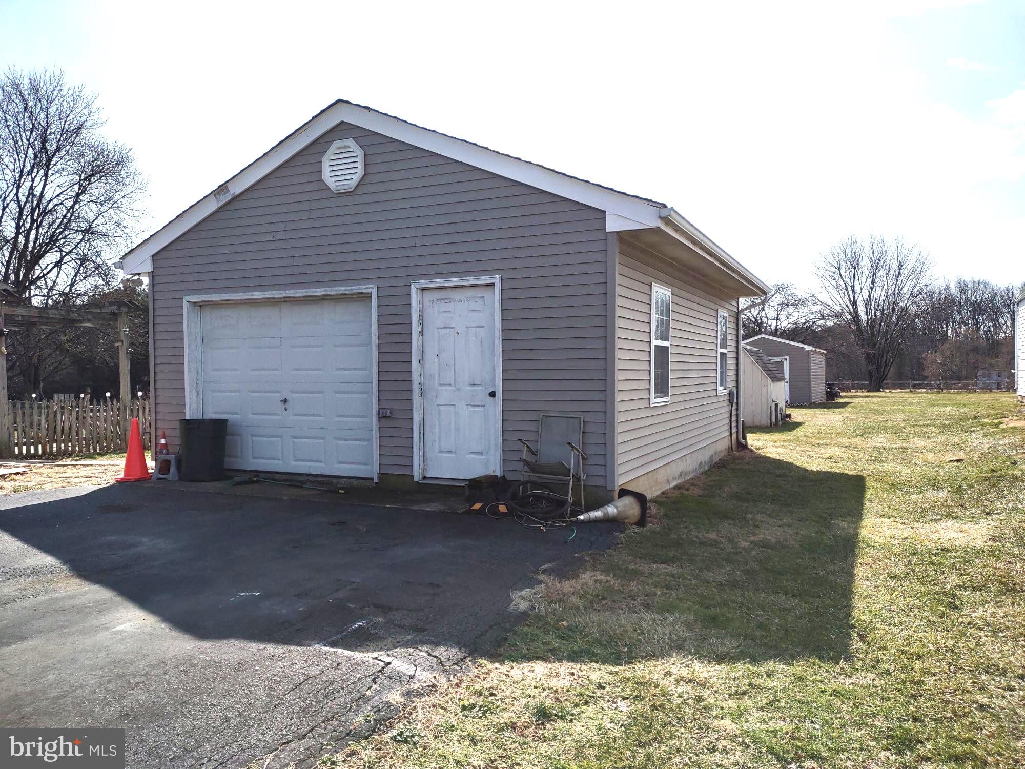 66 Ayers Drive Rising Sun, MD 21911 - Photo 41 of 48 Detached Garage - Front and Side View