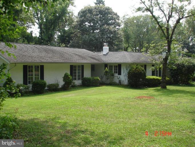10 Ridge Road Severna Park, MD 21146 - Photo 1 of 23 Exterior (Main)