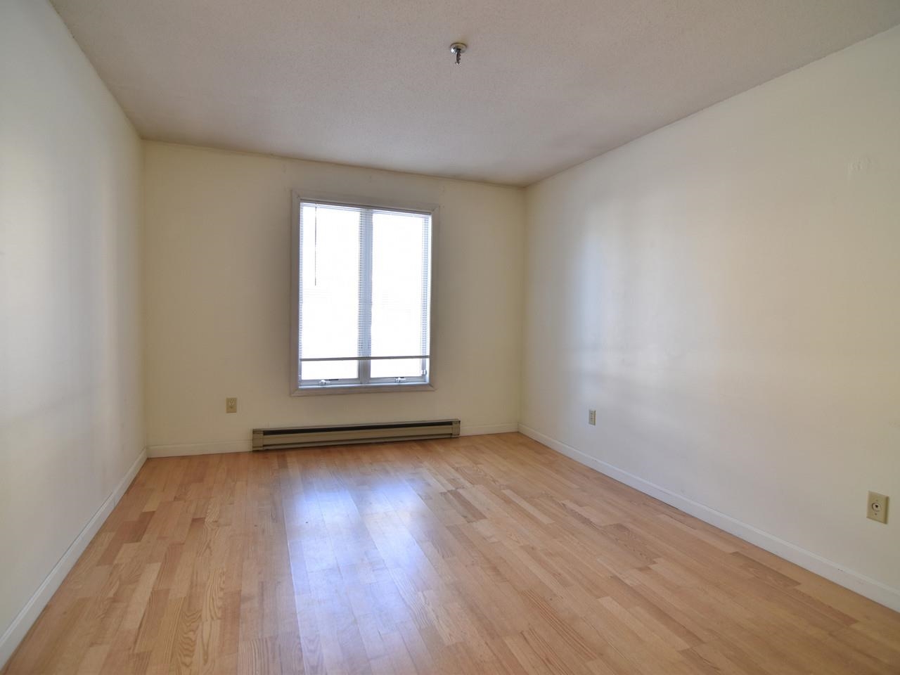 47 South Williams Street, Unit 111 Burlington, VT 05401 - Photo 20 of 38
