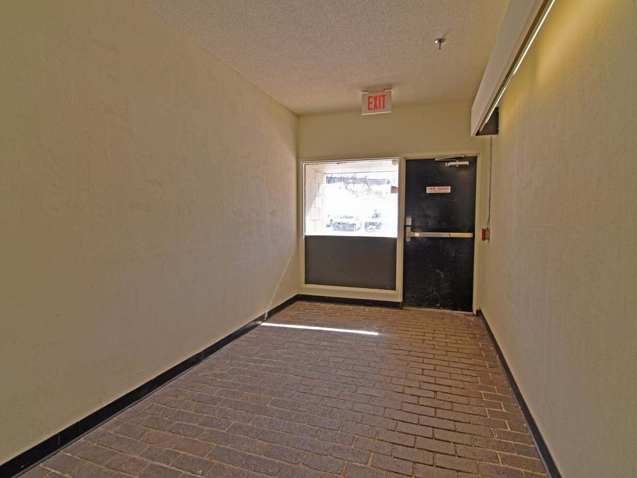47 South Williams Street, Unit 111 Burlington, VT 05401 - Photo 24 of 38