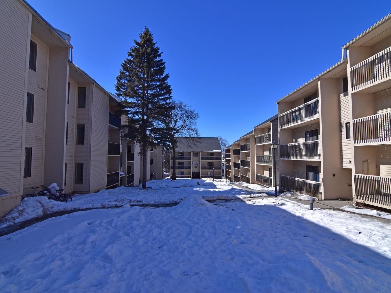 47 South Williams Street, Unit 111 Burlington, VT 05401 - Photo 33 of 38
