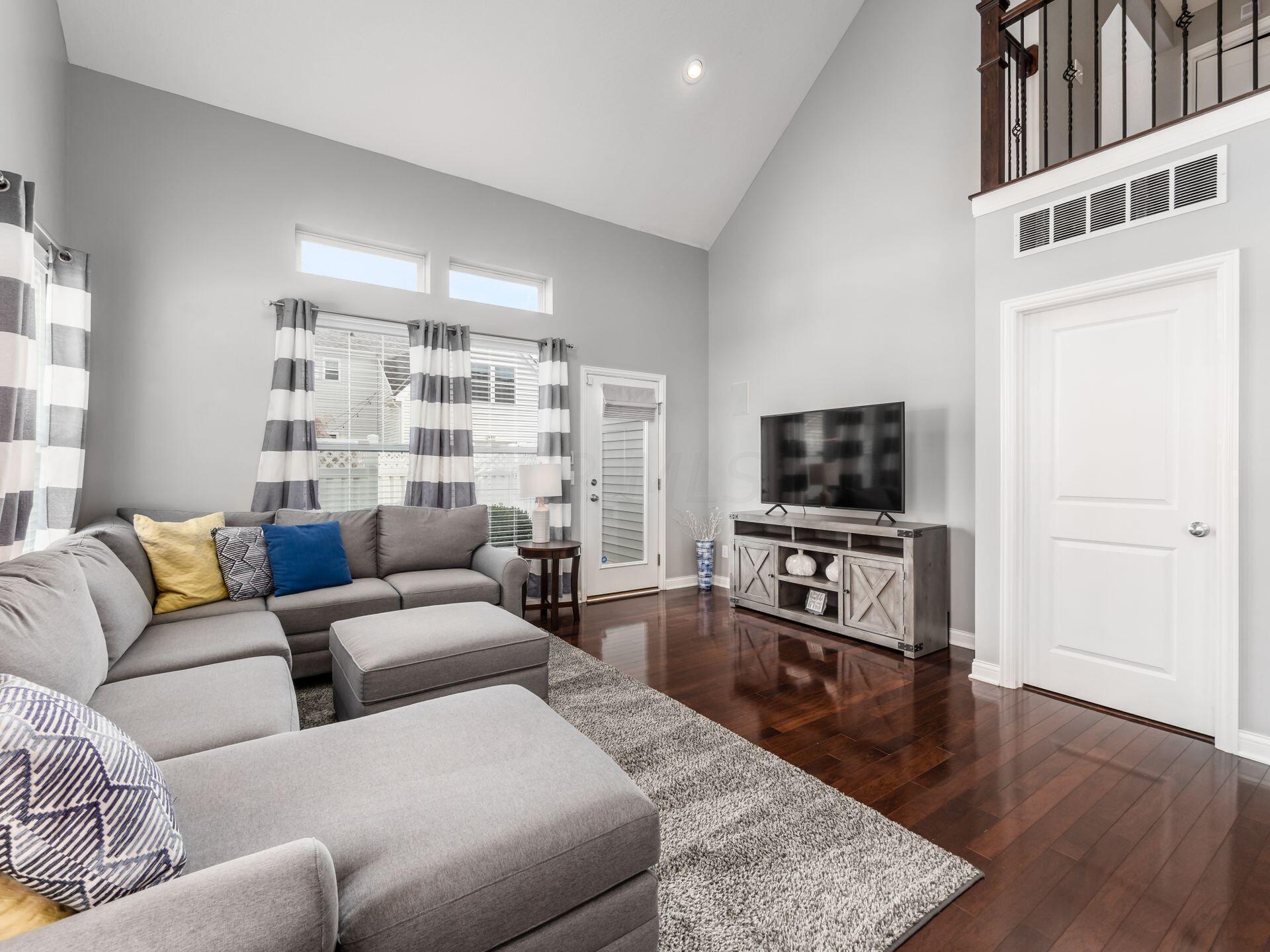 6176 Benon Road Westerville, OH 43081 - Photo 7 of 38 Great Room