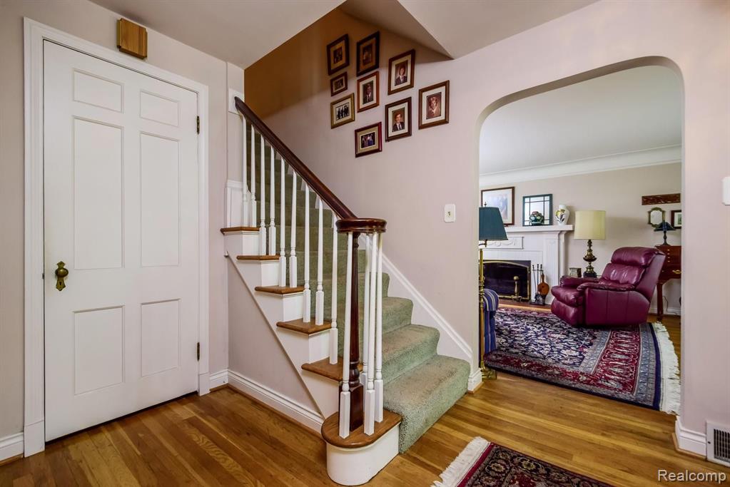 852 Peach Tree Lane Rochester Hills, MI 48306 - Photo 8 of 54