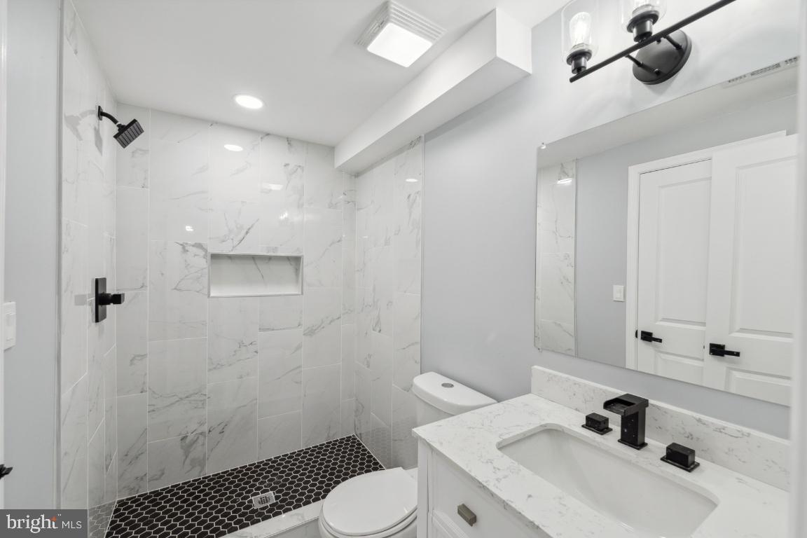 2238 16th Street Northeast Washington, DC 20018 - Photo 8 of 20