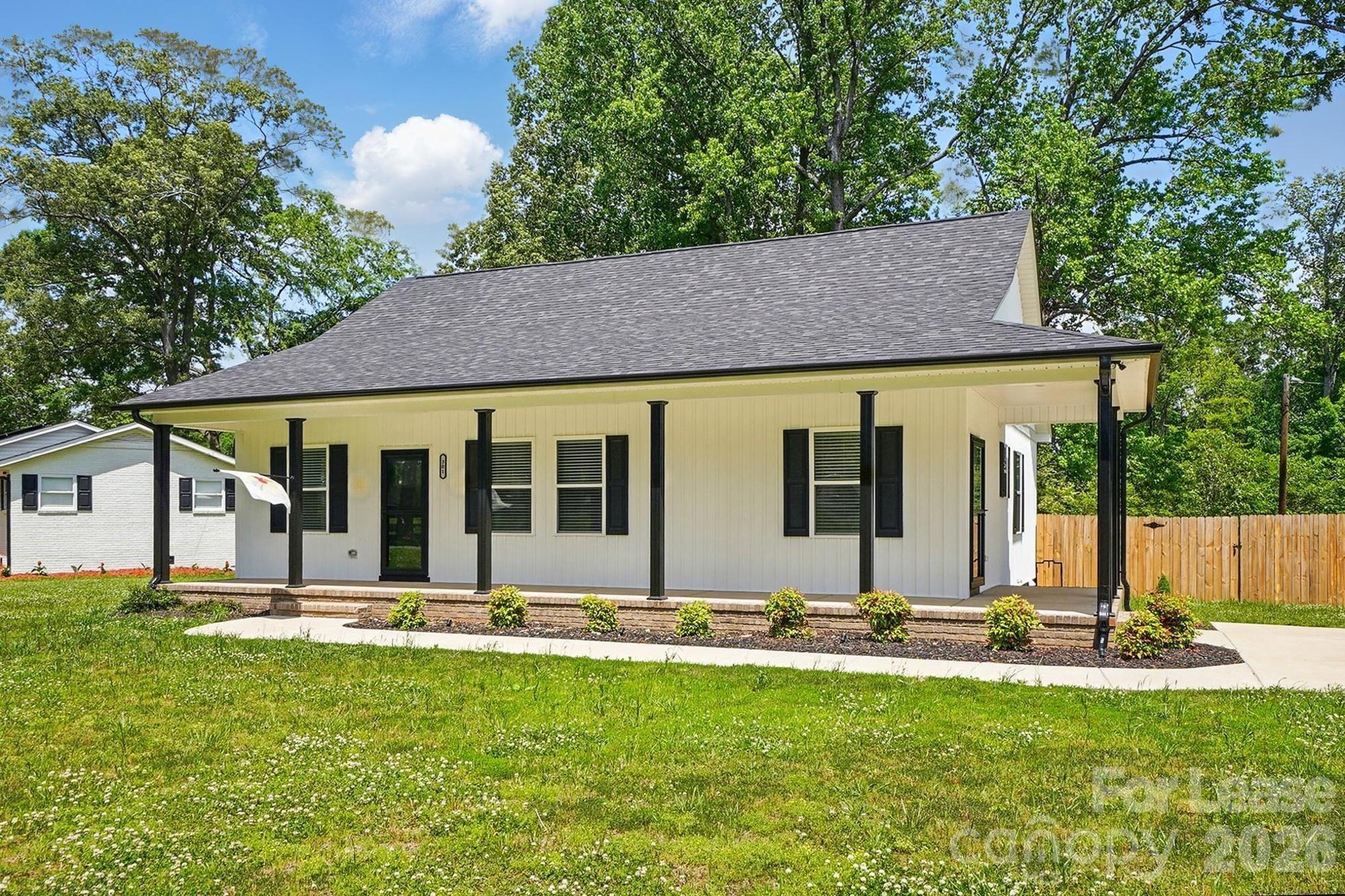 301 Tomberlin Road Mount Holly, NC 28120 - Photo 2 of 24