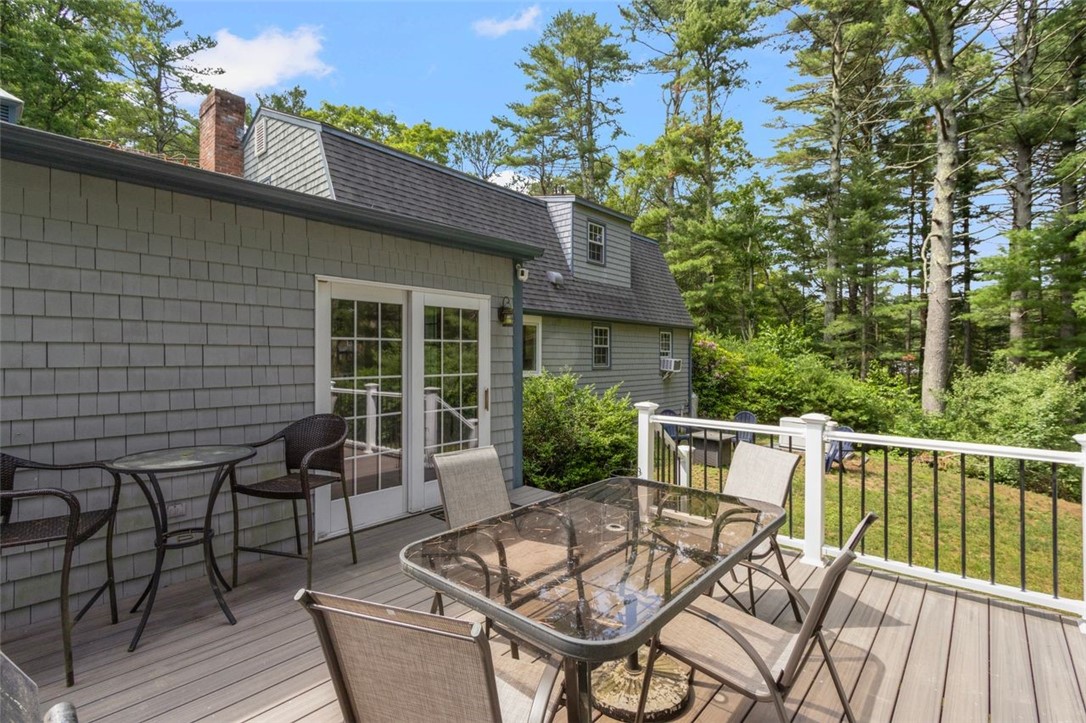 257 Shannock Road South Kingstown, RI 02879 - Photo 34 of 48