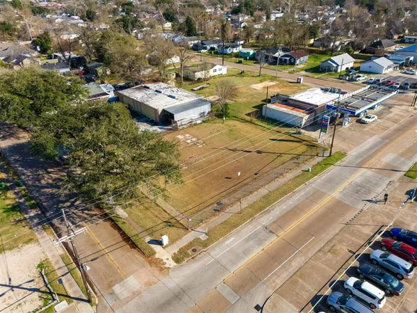 $125,000 | 806 17th Street, Lake Charles, LA 70601