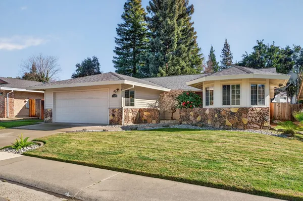 $551,000 | 5128 Linda Lou Drive, Carmichael, CA 95608