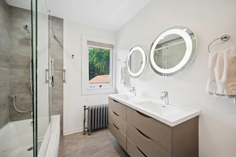 $3,200,000 | 100 Old Green Bay Road, Winnetka, IL 60093