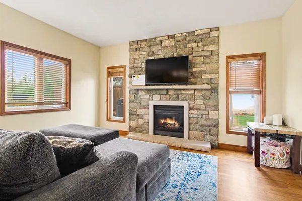 $489,000 | 8060 Fox Tail Court, Ypsilanti, MI 48197