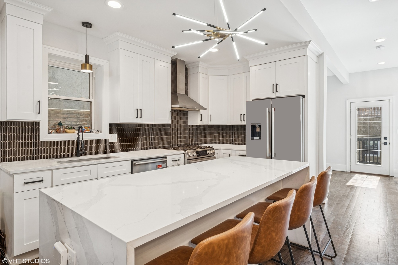 2317 West Ohio Street Chicago, IL 60612 - Photo 4 of 21