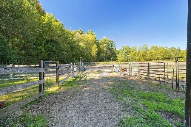 $1,500,000 | 337 Middle Road, Brentwood, NH 03833