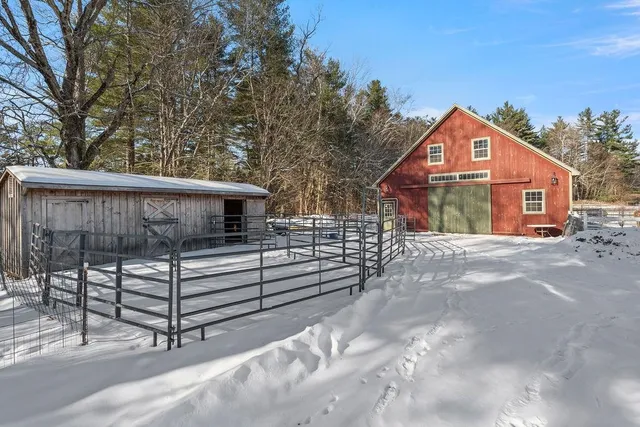 $1,500,000 | 337 Middle Road, Brentwood, NH 03833