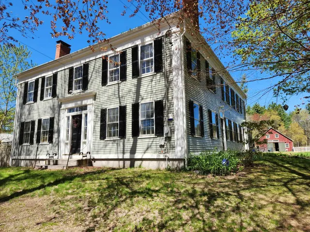 $1,500,000 | 337 Middle Road, Brentwood, NH 03833