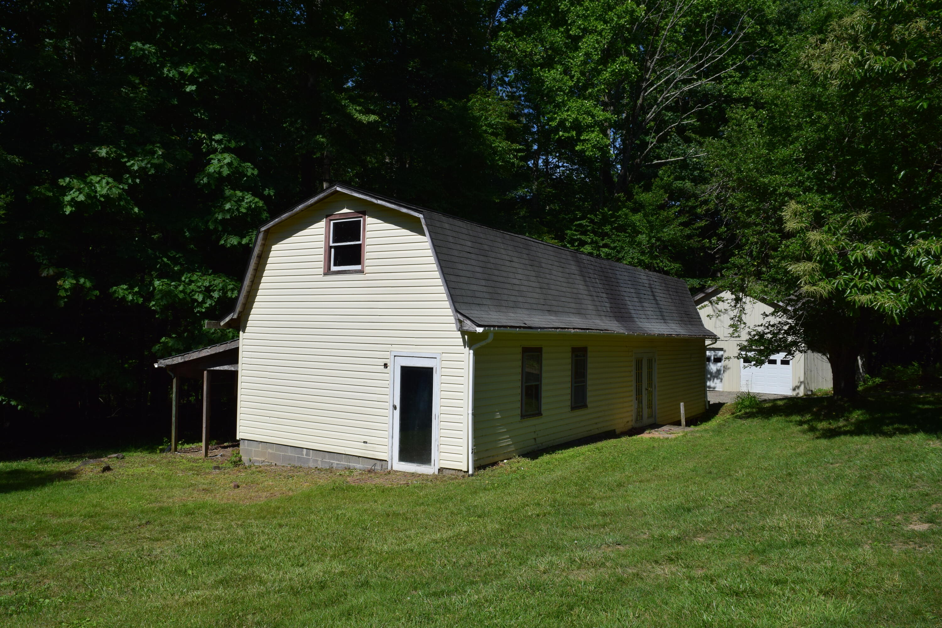 812 Conner Grove Road Southwest Willis, VA 24380 - Photo 53 of 87 DSC_0016