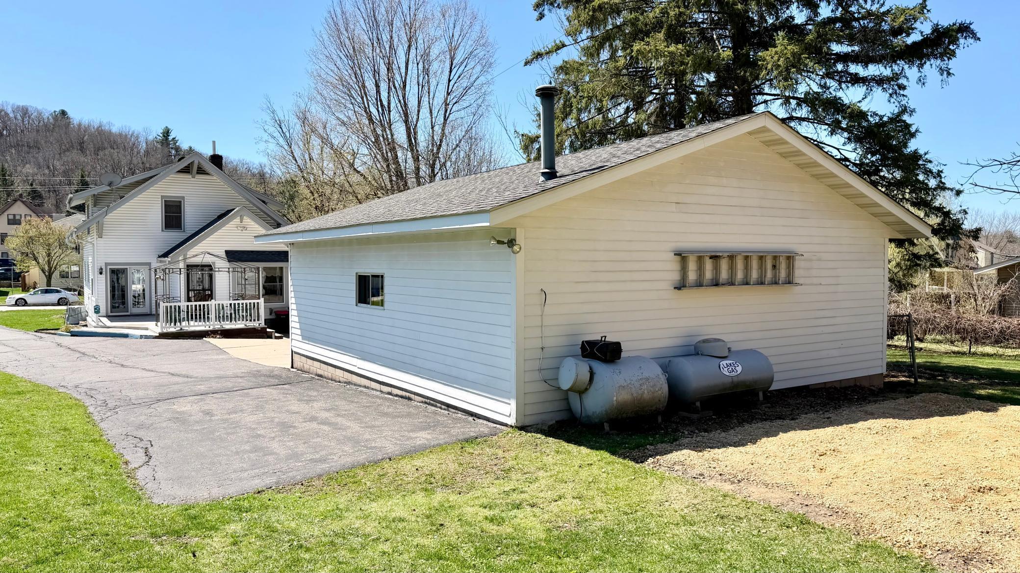 1701 Bush Street Red Wing, MN 55066 - Photo 11 of 41