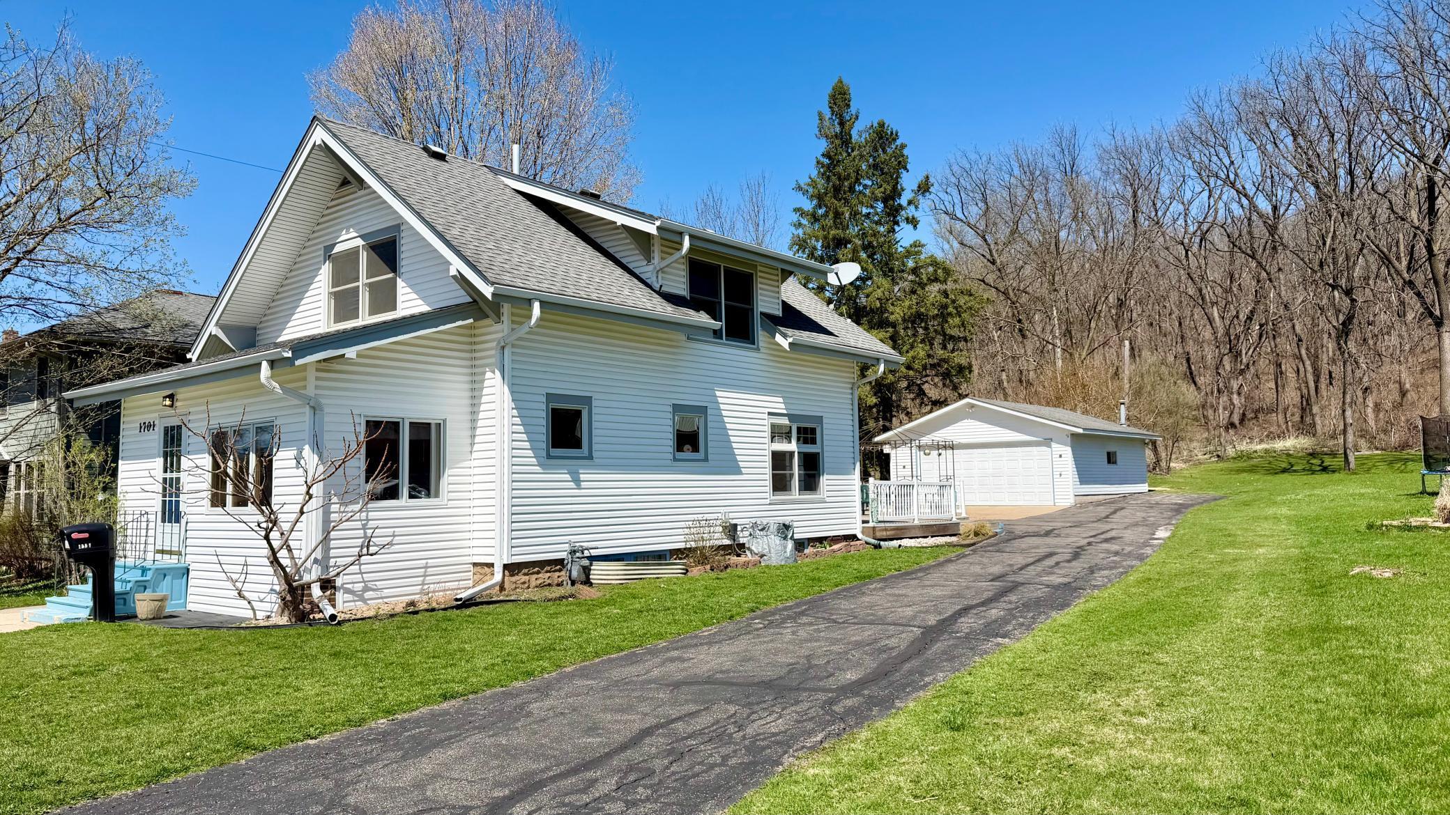 1701 Bush Street Red Wing, MN 55066 - Photo 3 of 41