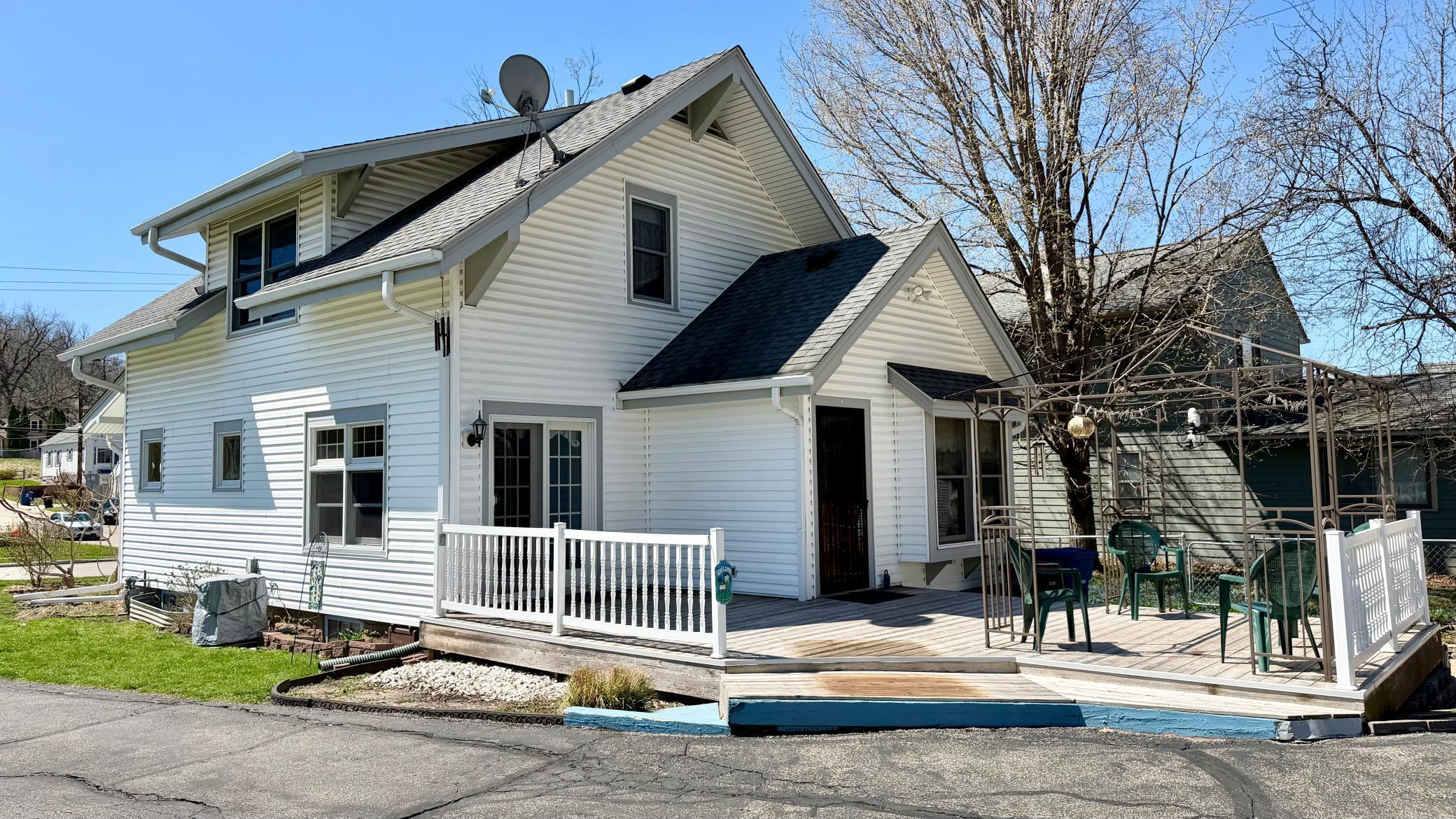 1701 Bush Street Red Wing, MN 55066 - Photo 4 of 41