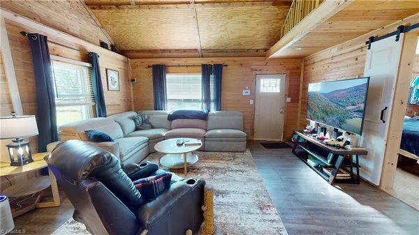 $199,900 | 296 North Franklin Road, Mount Airy, NC 27030