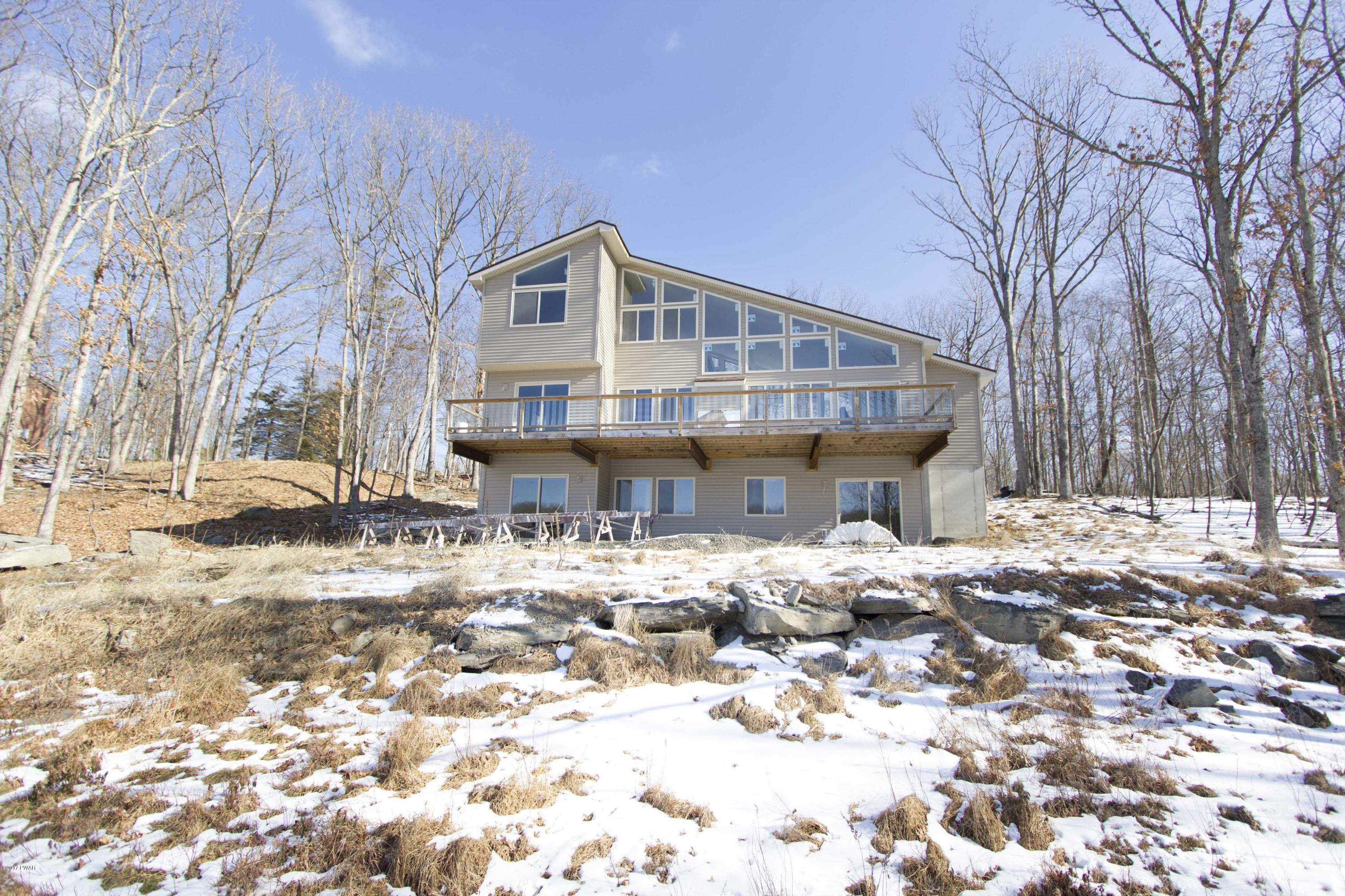 7 Rabbit Run Milford, PA 18337 - Photo 2 of 19