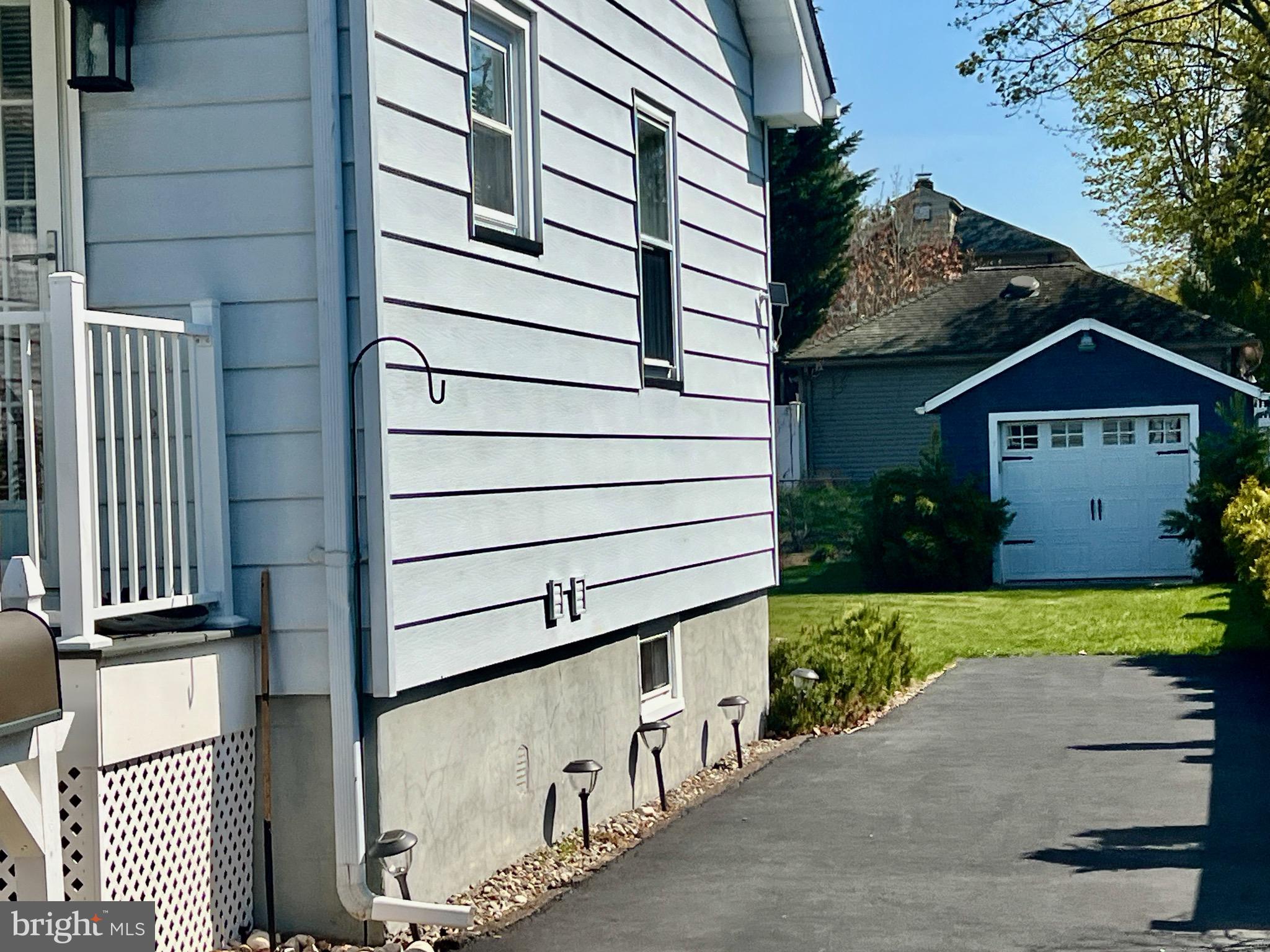 87 Saybrook Avenue Hamilton, NJ 08619 - Photo 38 of 41 a view of a house with a street