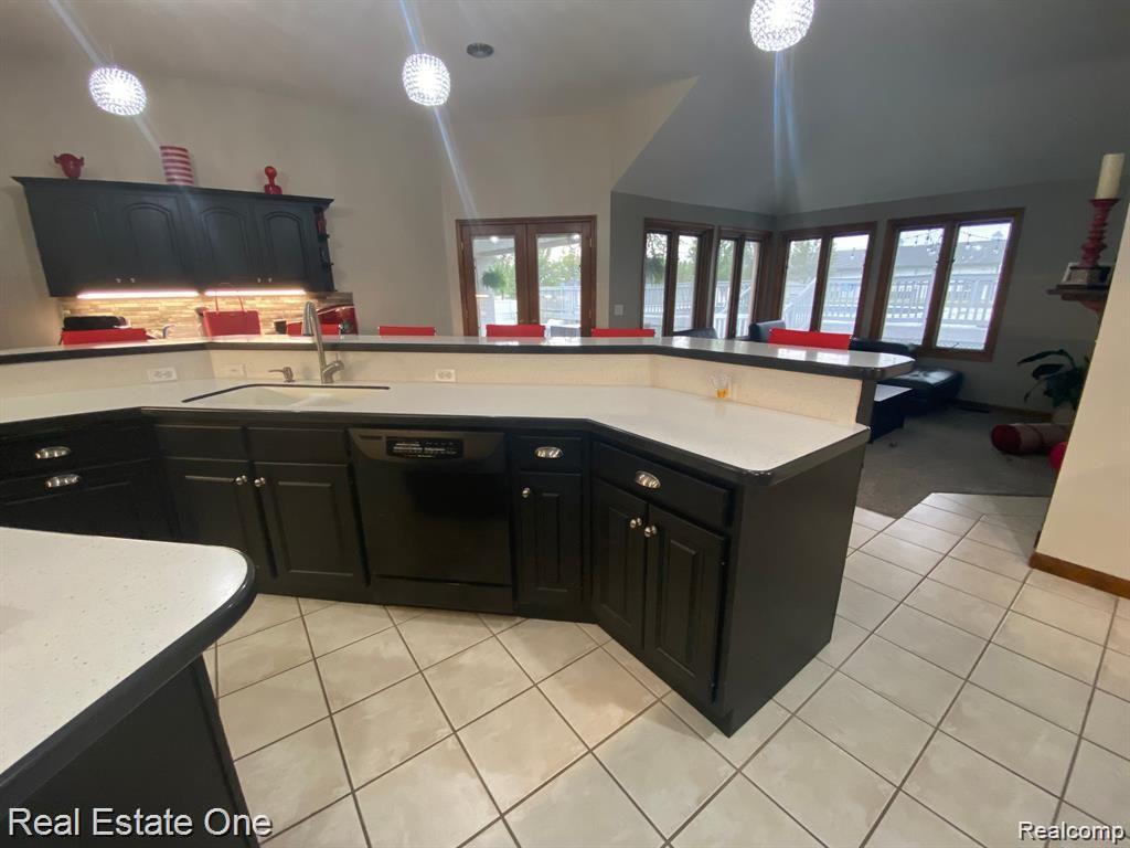 2448 Bluebush Road Monroe, MI 48162 - Photo 11 of 26