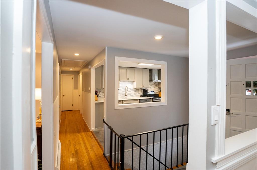107 Crosswick Road Coraopolis, PA 15108 - Photo 13 of 43 Gallery Image 13