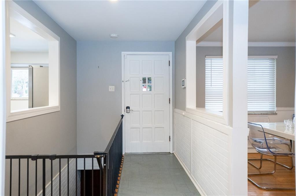 107 Crosswick Road Coraopolis, PA 15108 - Photo 7 of 43 Gallery Image 7