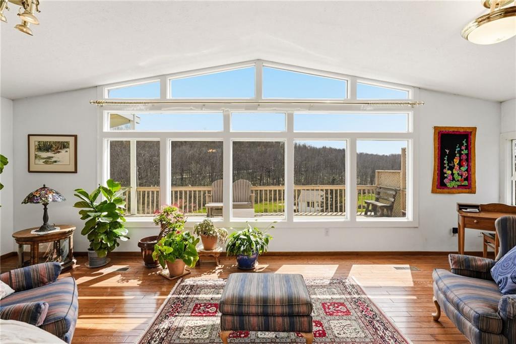 20 Walker Road Burgettstown, PA 15021 - Photo 3 of 50