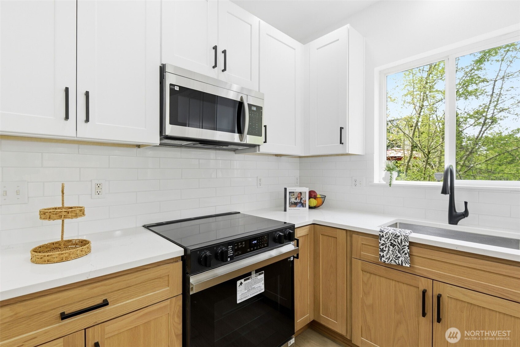 4604 20th Way Northeast Olympia, WA 98516 - Photo 11 of 34