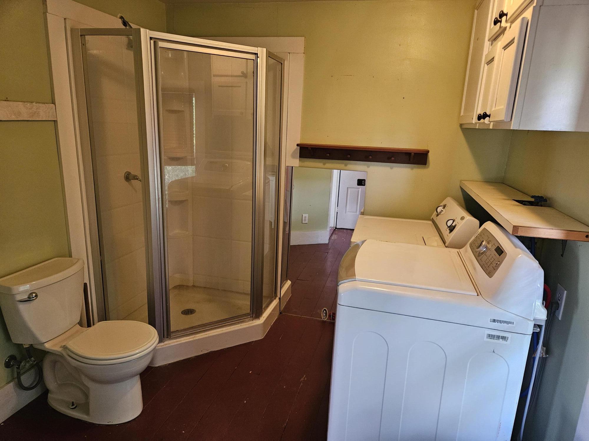 10900 South Meridian Road Hudson, MI 49247 - Photo 18 of 28 Laundry/Bath