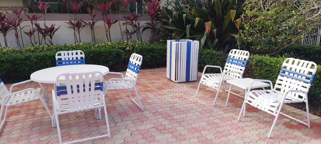 6711 Via Regina Boca Raton, FL 33433 - Photo 8 of 27