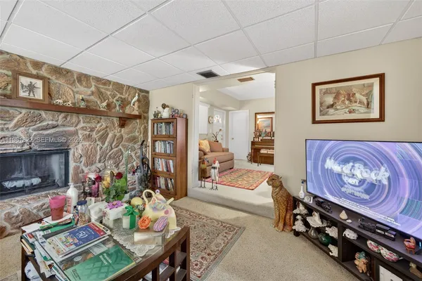 $1,800,000 | 9401 Southwest 97th Avenue, Miami, FL 33176