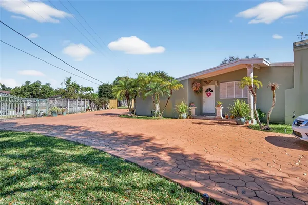 $1,800,000 | 9401 Southwest 97th Avenue, Miami, FL 33176