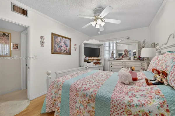 $1,800,000 | 9401 Southwest 97th Avenue, Miami, FL 33176