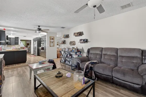 $1,800,000 | 9401 Southwest 97th Avenue, Miami, FL 33176